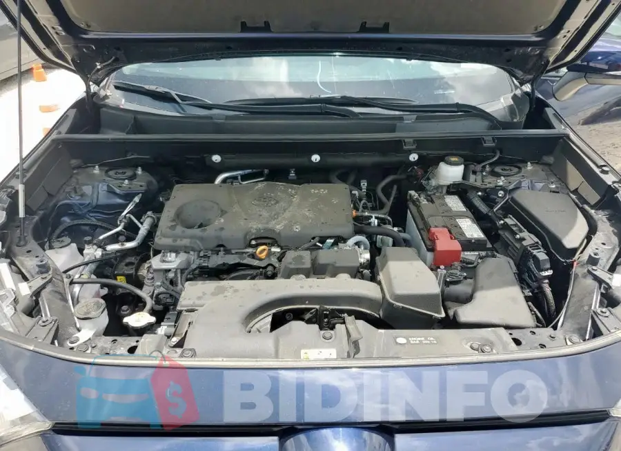 2T3C1RFVXRW319819 Photo# 12