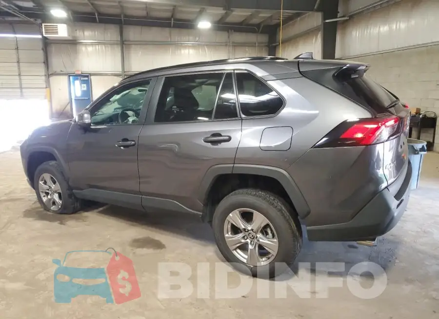 2T3W1RFV6RC280824 Photo# 2