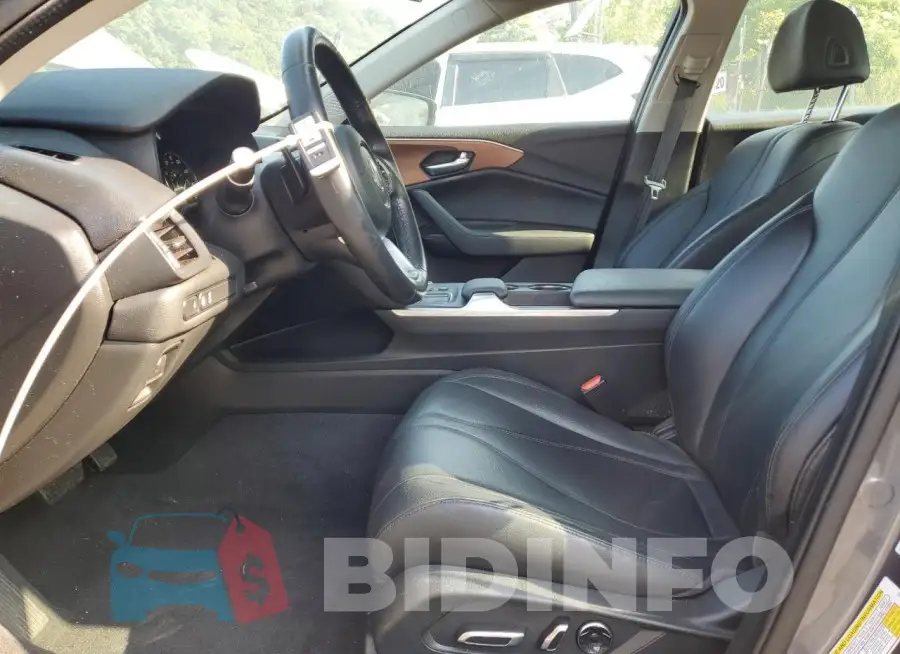 19UUB6F35MA002988 Photo# 7