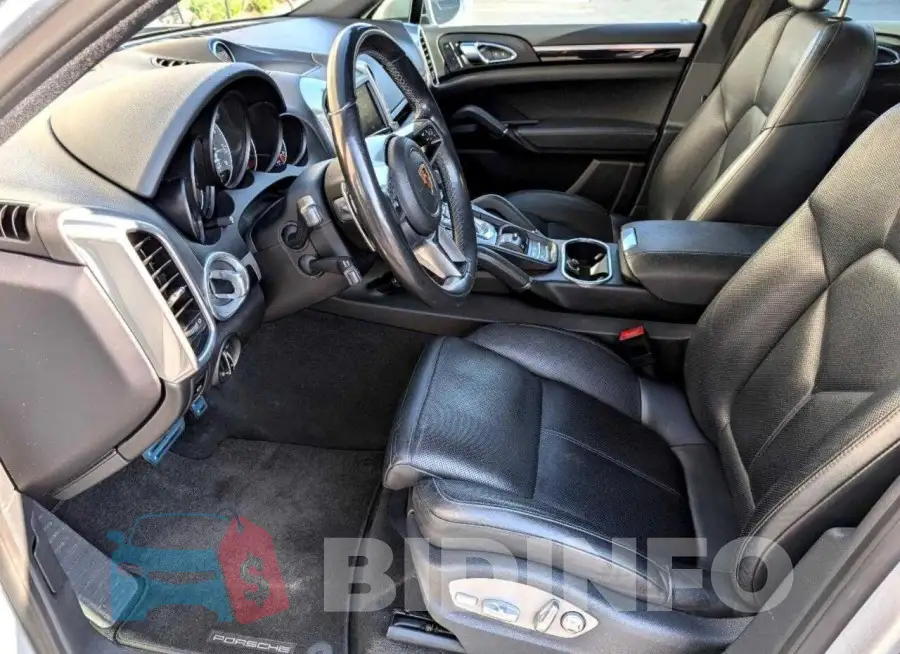 WP1AB2A24GLA94076 Photo# 5