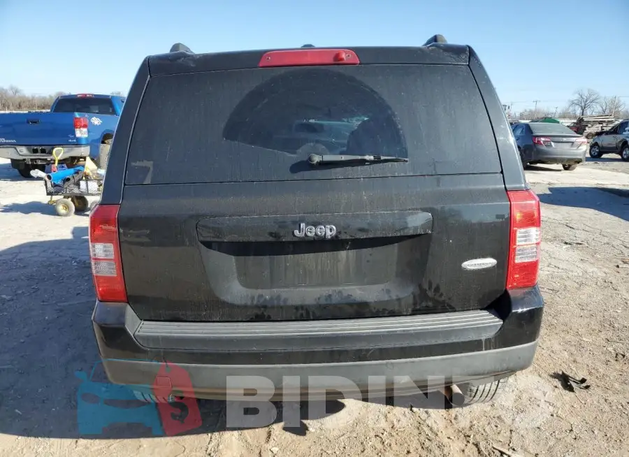 1C4NJPFA6GD794663 Photo# 6