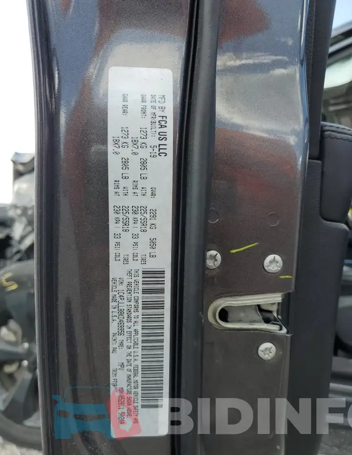 1C4PJLLB8KD469956 Photo# 14