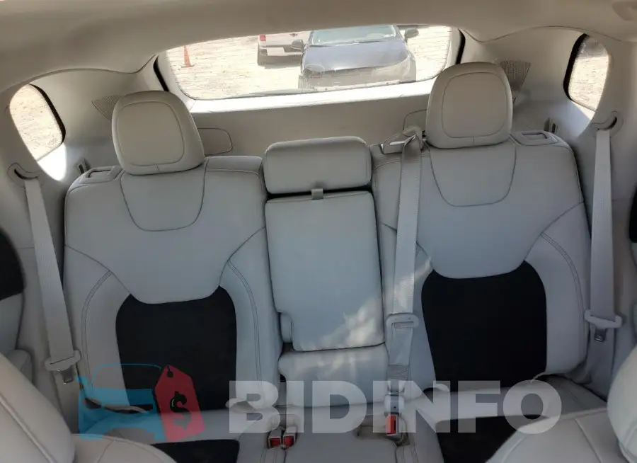 1C4PJLLBXMD223977 Photo# 10