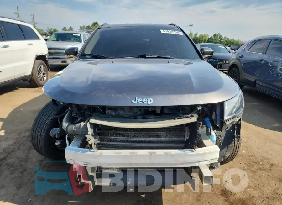 3C4NJCCB6LT158285 Photo# 5