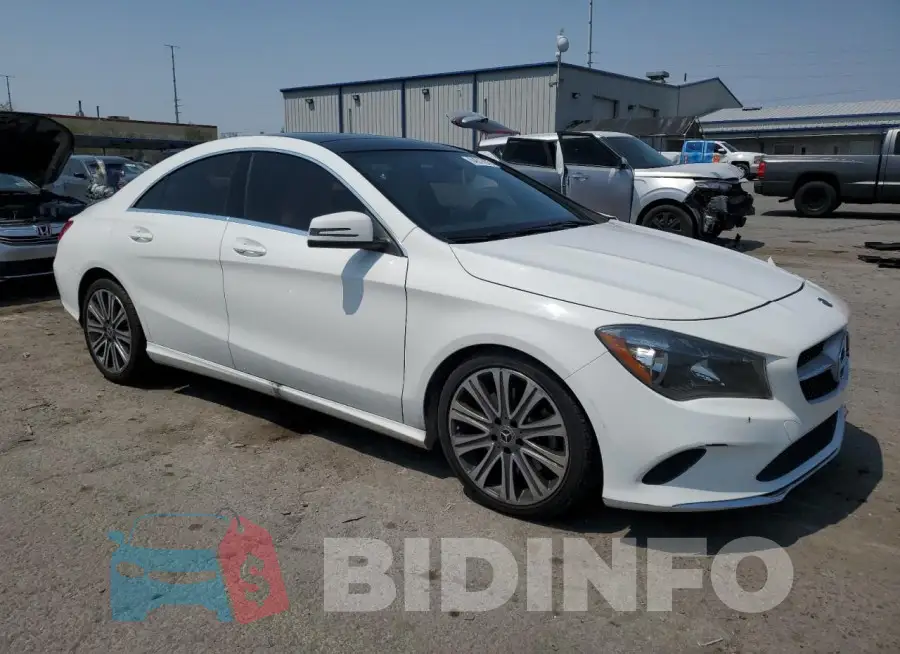 WDDSJ4EB8JN681560 Photo# 4