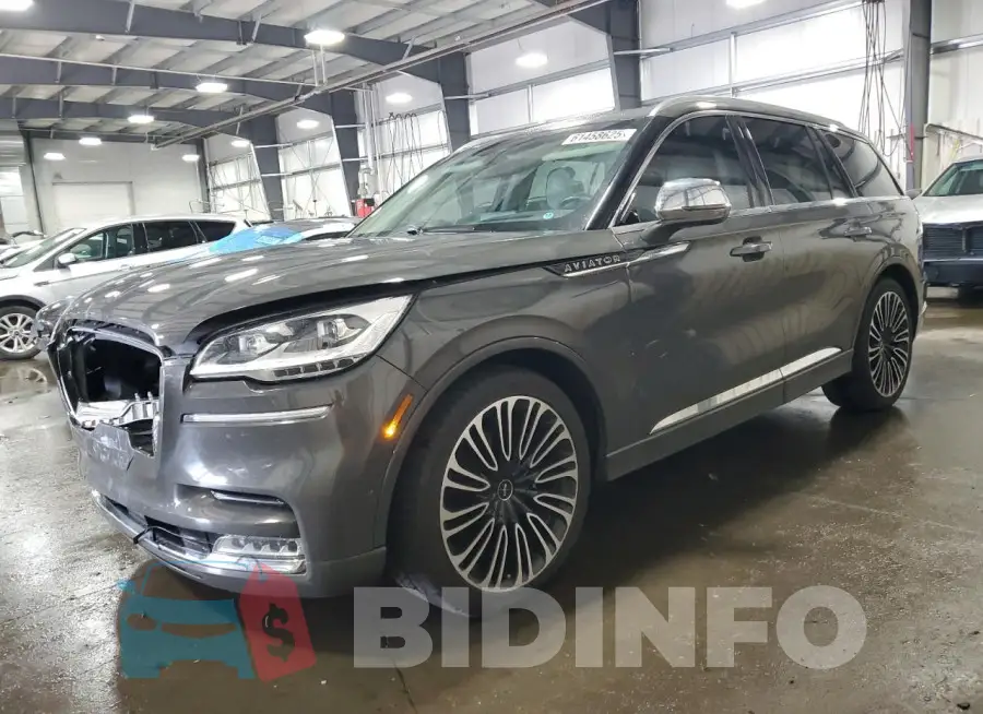 5LM5J9XC6LGL11198 Photo# 1