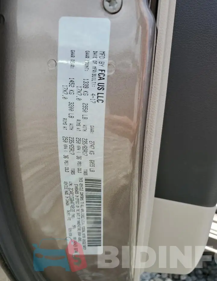 2C4RC1DG8HR748122 Photo# 14
