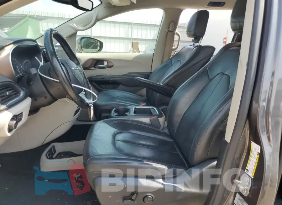 2C4RC1EG3HR734613 Photo# 7