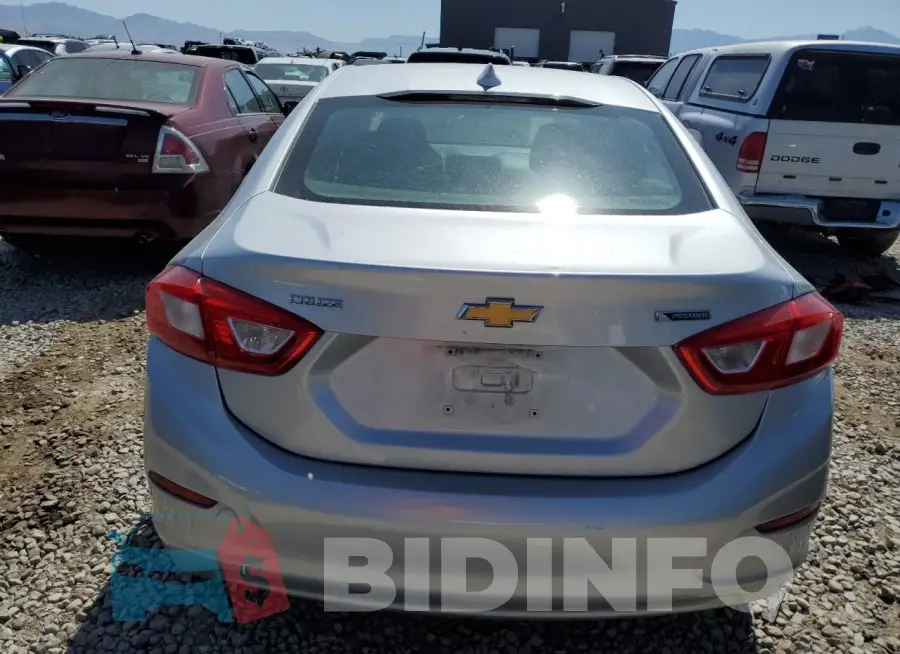 1G1BF5SMXH7262401 Photo# 6
