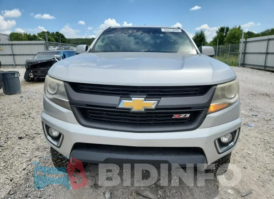 1GCGTDE38G1181563 Photo# 5