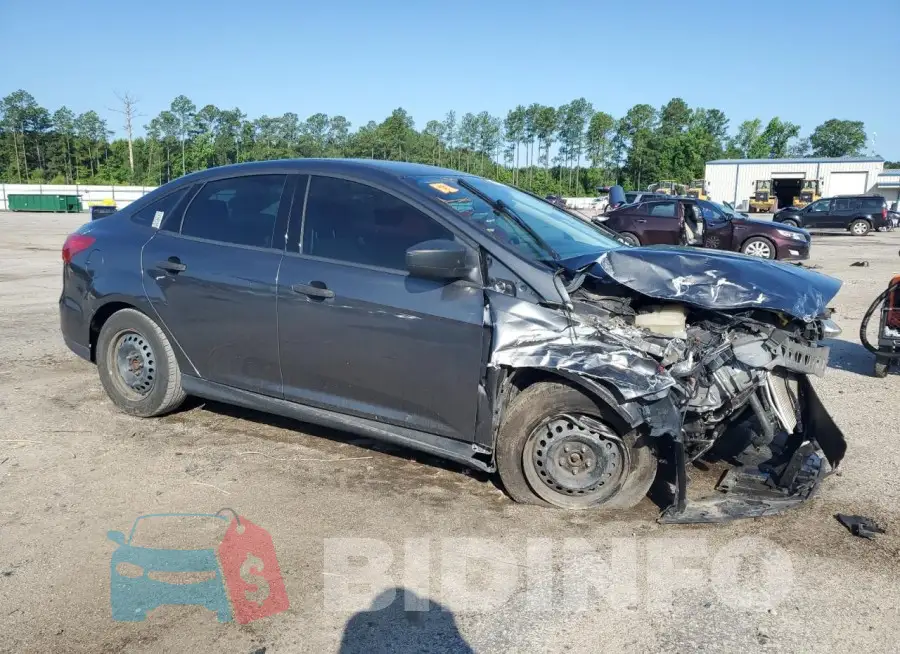 1FADP3E27GL350345 Photo# 4