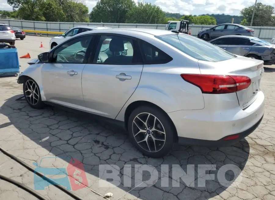 1FADP3H2XHL317272 Photo# 2