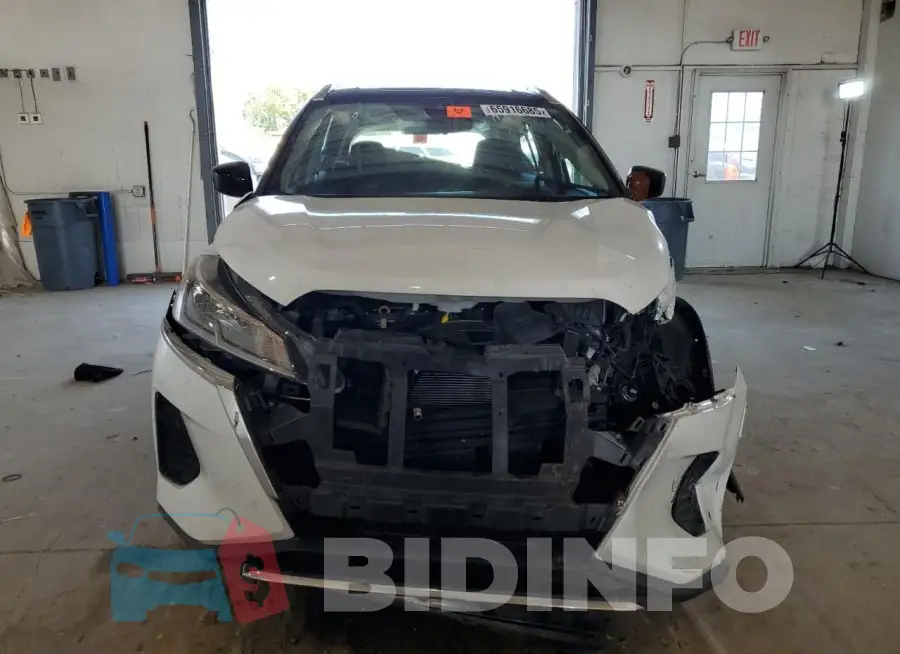 3N1CP5CV7NL477843 Photo# 5