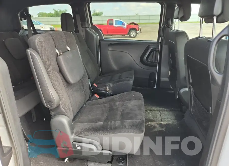 2C4RDGBG8JR200579 Photo# 11
