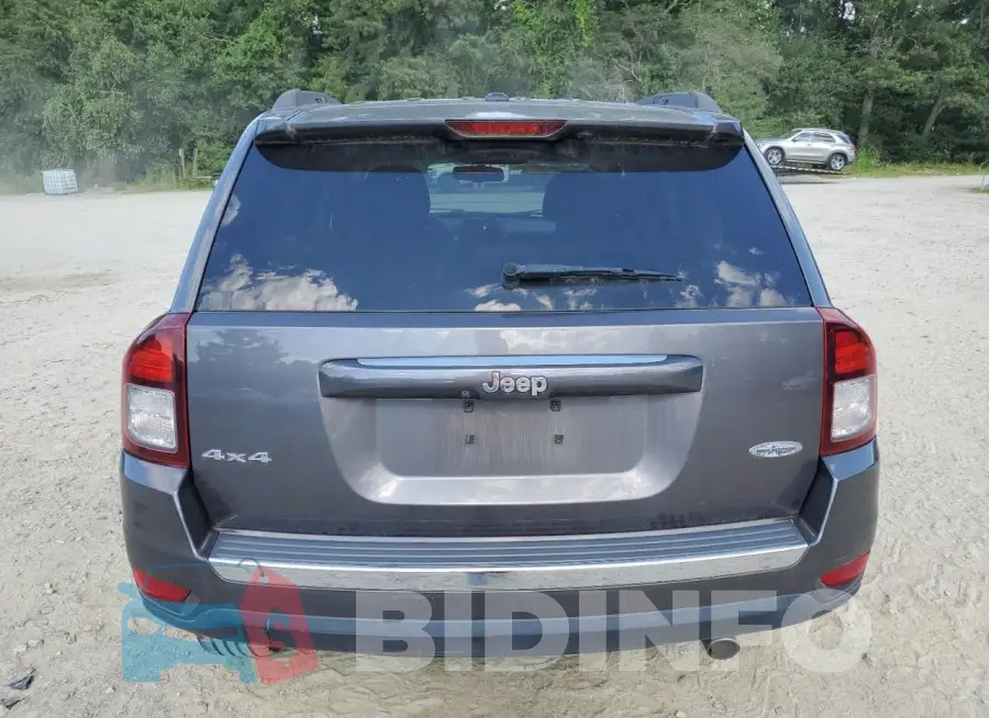 1C4NJDEB6GD657585 Photo# 6