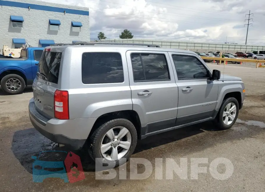 1C4NJPFB3HD183354 Photo# 3