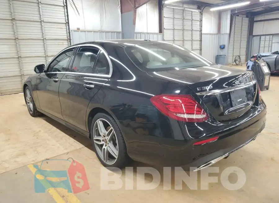 WDDZF4JB6HA231901 Photo# 2