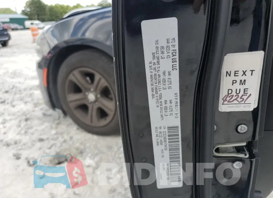 2C3CDXBG0KH704738 Photo# 12