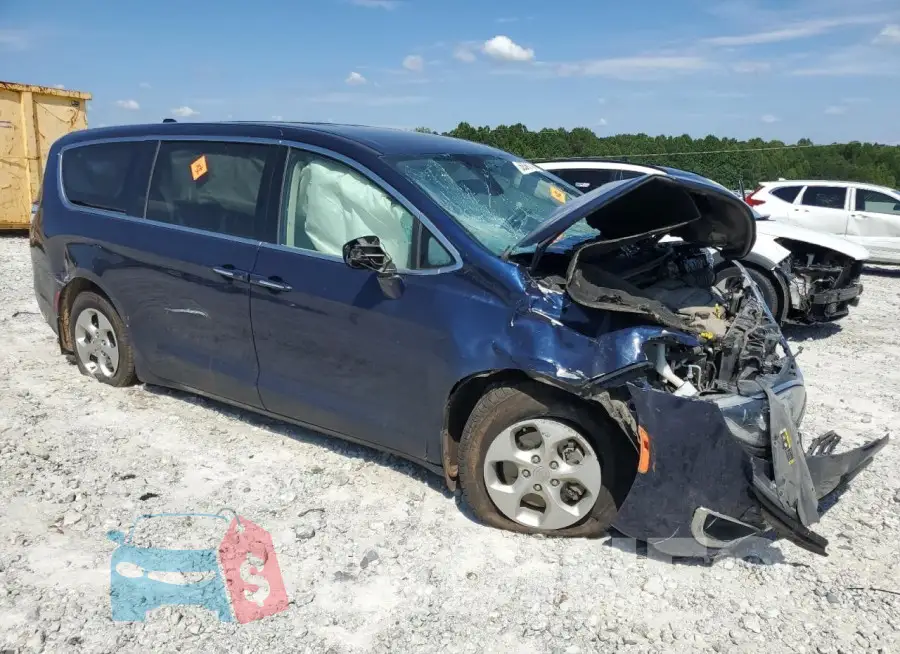 2C4RC1H73JR258283 Photo# 4