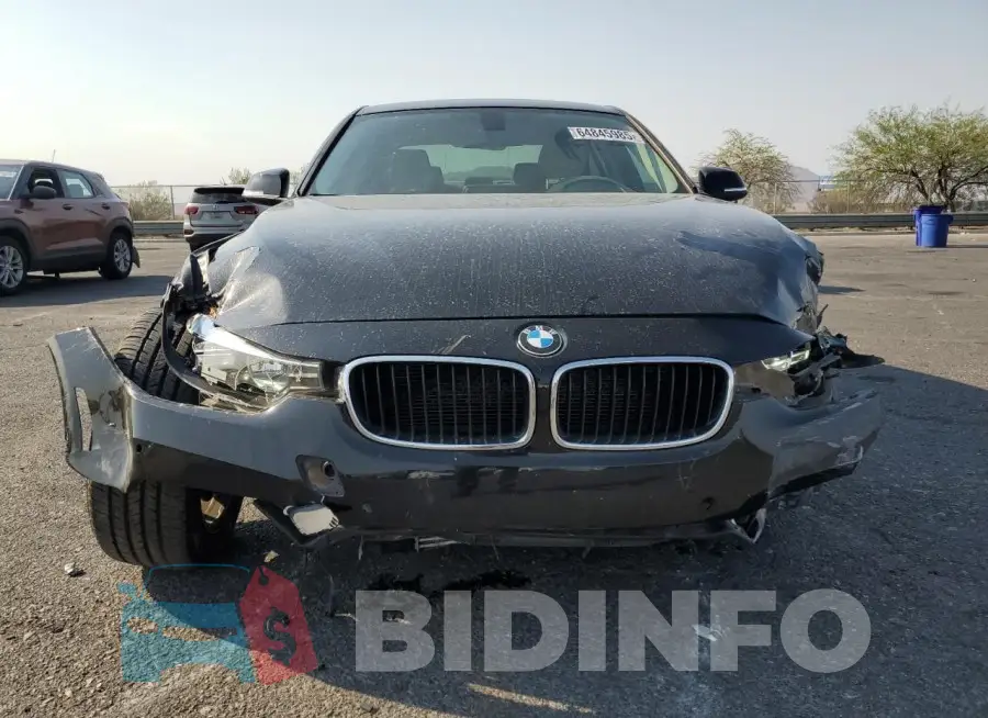 WBA8A9C55GK616445 Photo# 5