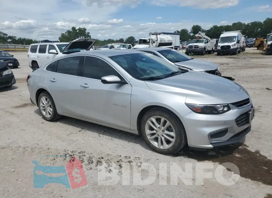 1G1ZD5ST8JF209686 Photo# 4