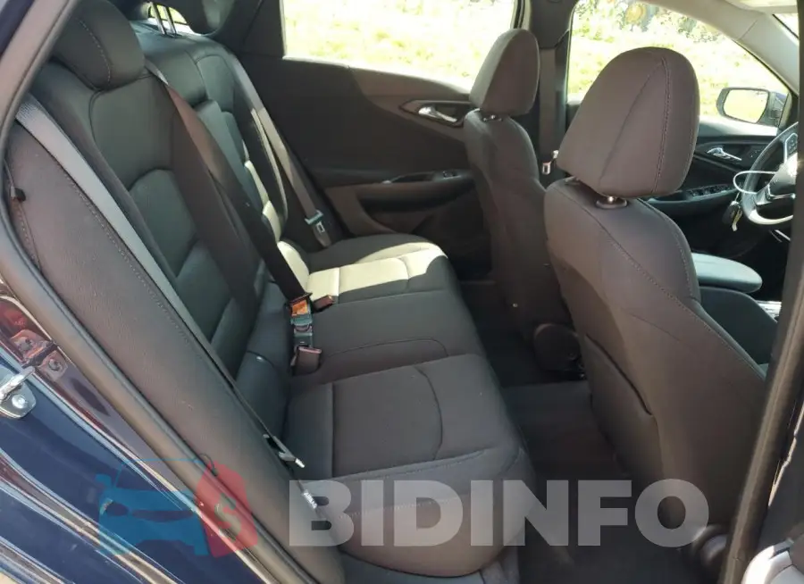 1G1ZD5ST8SF112778 Photo# 10