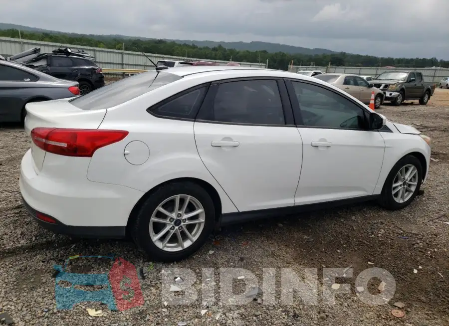1FADP3F22GL285371 Photo# 3