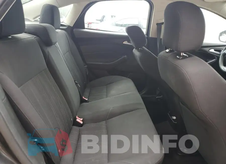 1FADP3F26GL325287 Photo# 10