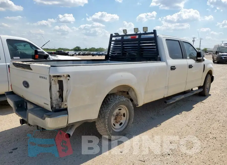 1FT7W2A62JEC66863 Photo# 3