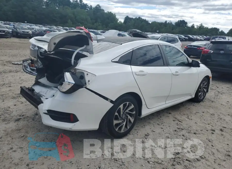 19XFC2F72HE231244 Photo# 3
