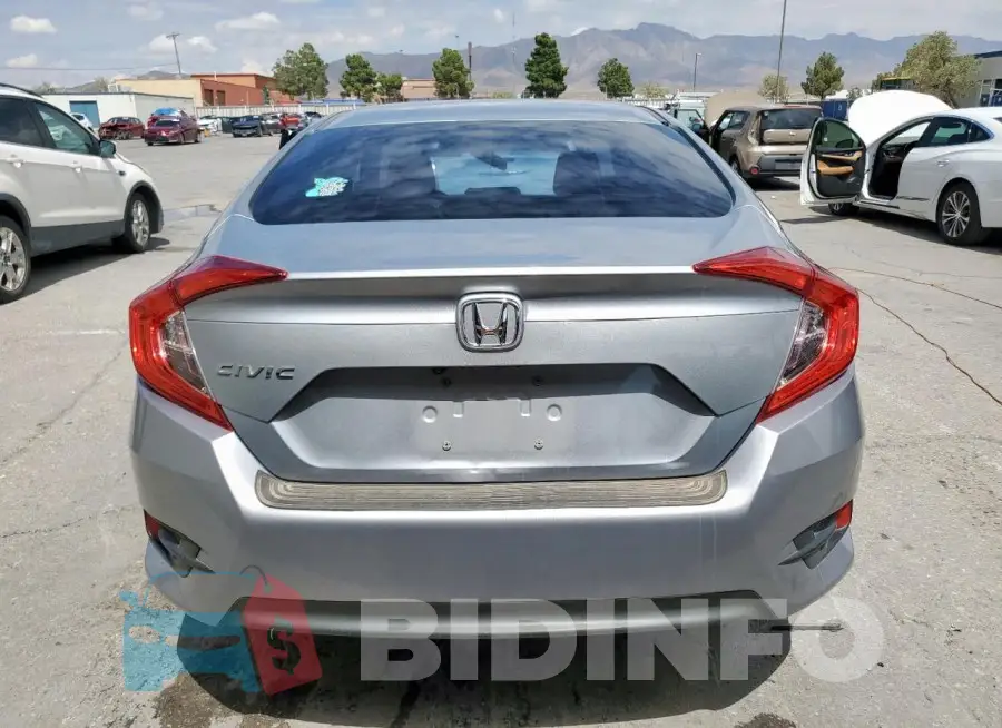 19XFC2F77GE218195 Photo# 6