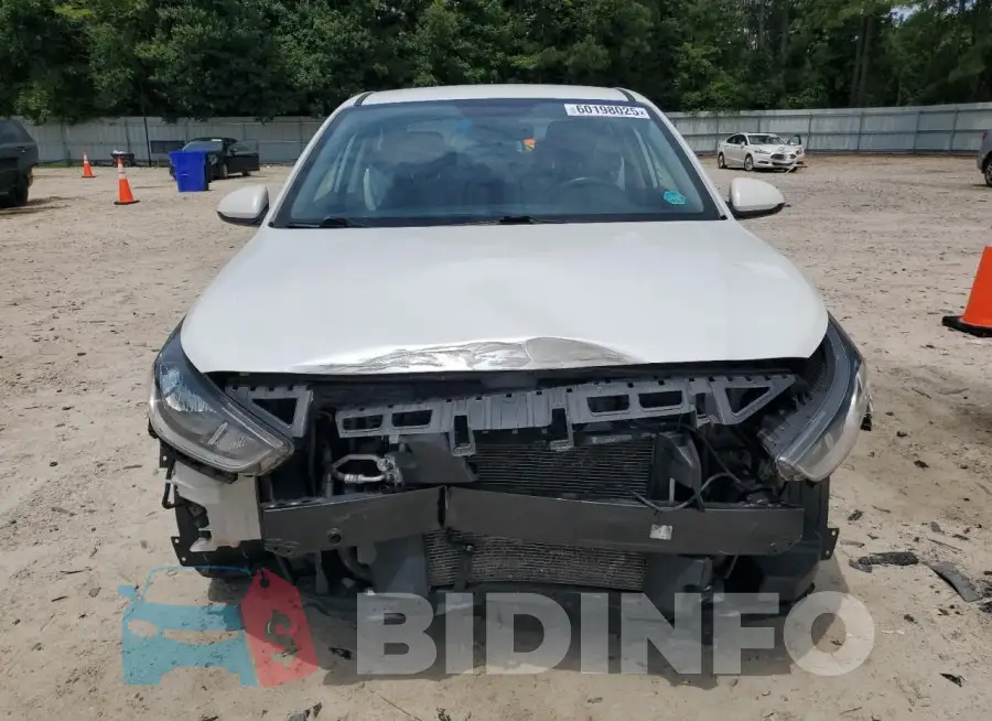 3KPC24A67ME129996 Photo# 5