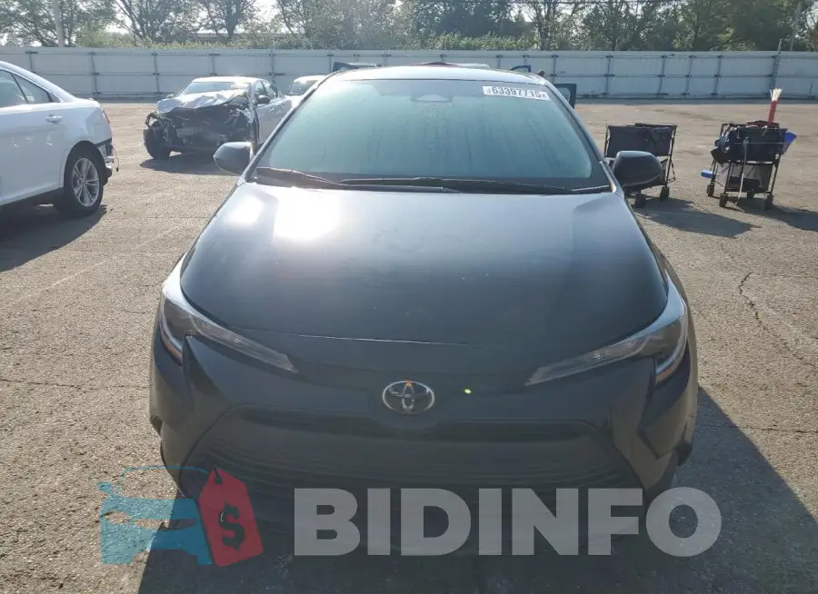 5YFB4MDE8RP157904 Photo# 5