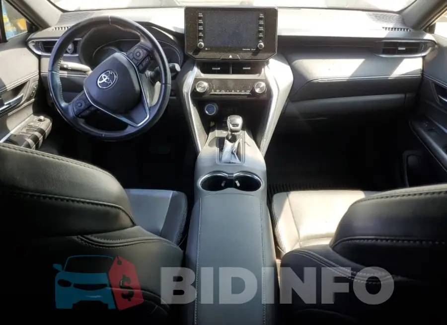 JTEAAAAH3NJ096604 Photo# 8