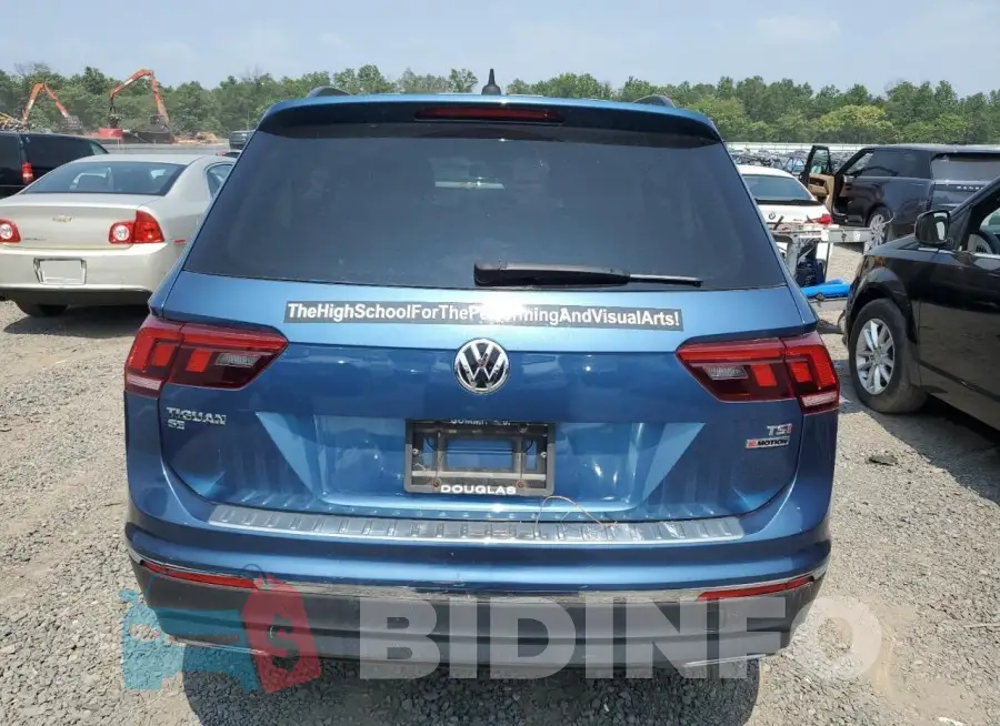 3VV2B7AX0JM120193 Photo# 6