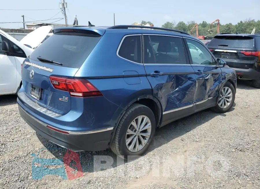 3VV2B7AX0JM120193 Photo# 3