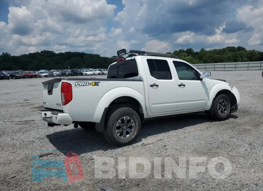 1N6AD0EV1JN701242 Photo# 3