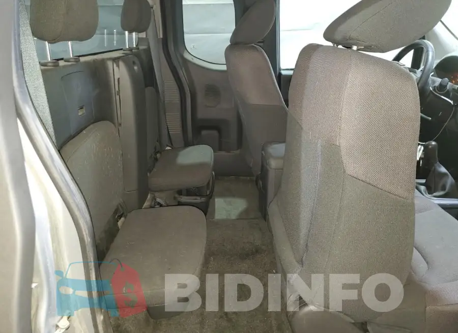 1N6BD0CT4JN705534 Photo# 10