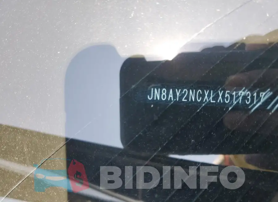 JN8AY2NCXLX517317 Photo# 14