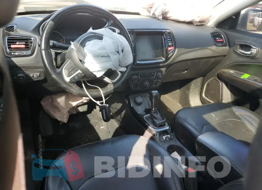 3C4NJDCB6LT166392 Photo# 8