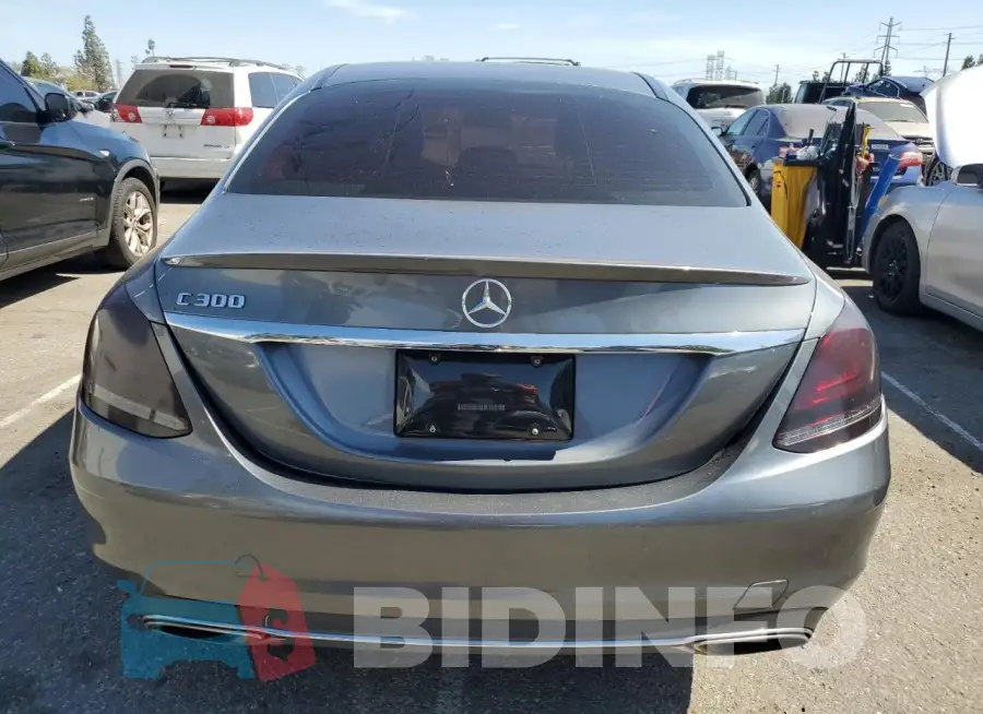 55SWF8DBXKU307262 Photo# 6
