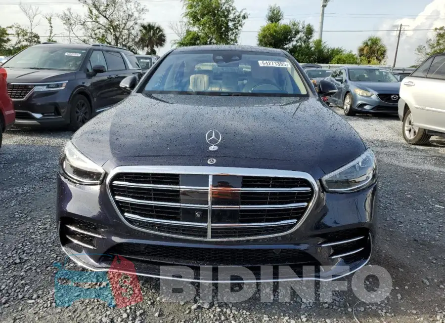 W1K6G6DB7PA180253 Photo# 5