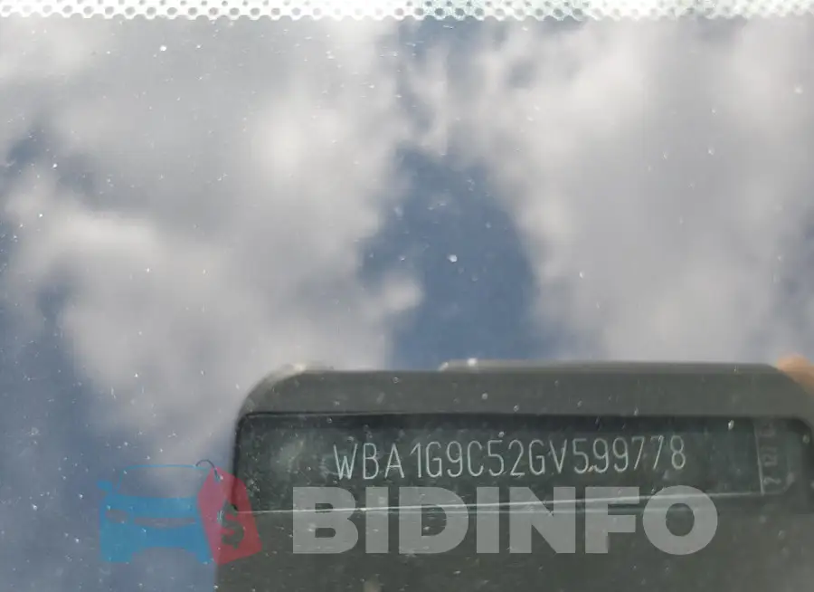 WBA1G9C52GV599778 Photo# 13