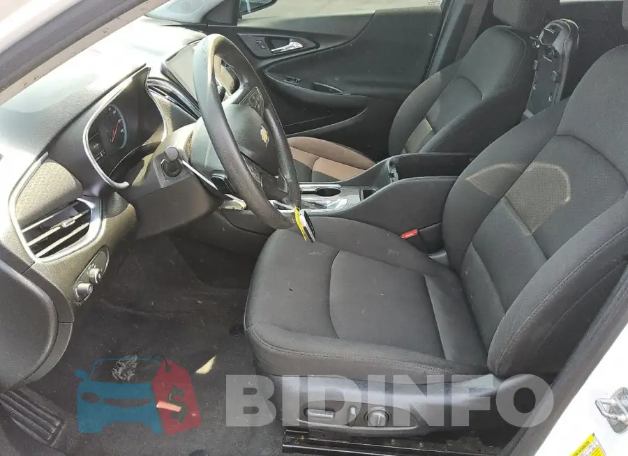1G1ZD5ST8LF022015 Photo# 7