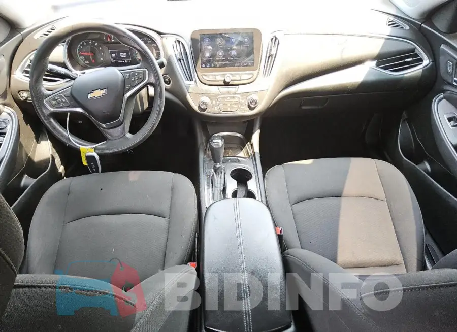1G1ZD5ST8LF022015 Photo# 8