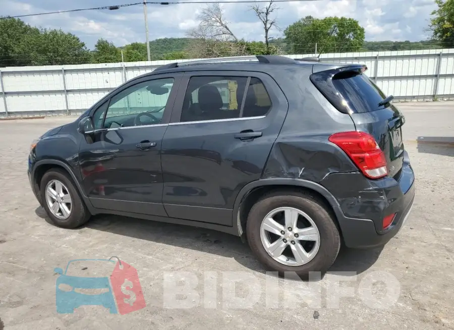 3GNCJLSB2JL238258 Photo# 2