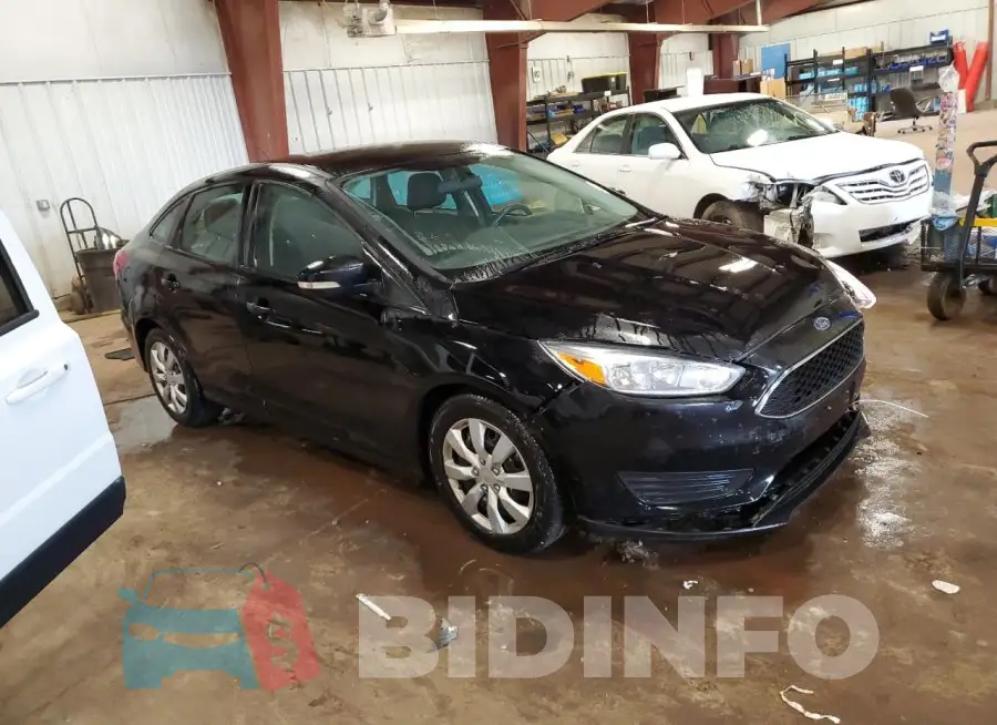 1FADP3F28JL305484 Photo# 4
