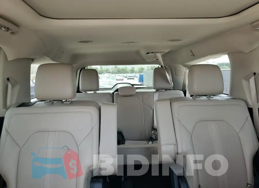 1FMJK2A87PEA42706 Photo# 10