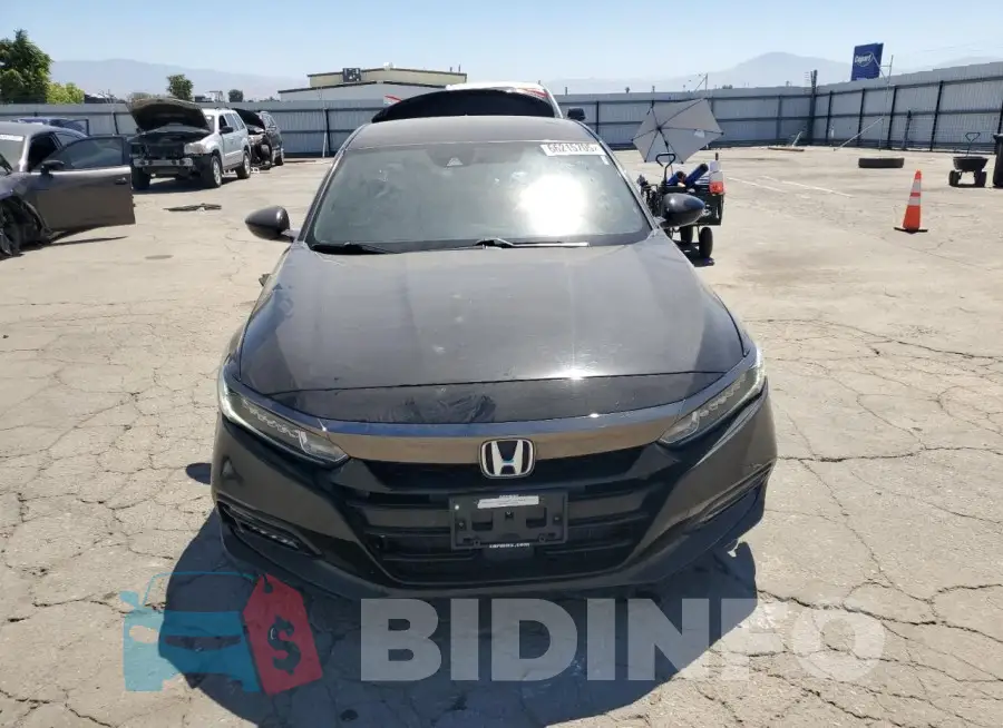 1HGCV1F35JA120735 Photo# 5