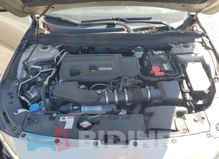 1HGCV2F92KA033189 Photo# 11